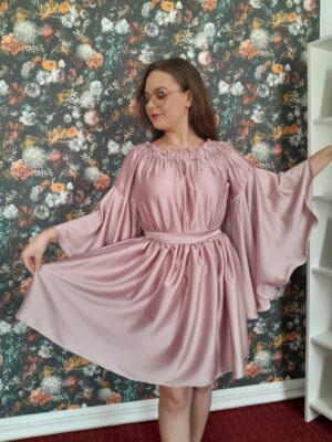 💖 Rochie Cloș din Satin 🌸 Roz Praf
